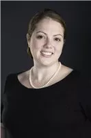 Stephanie M Zinna